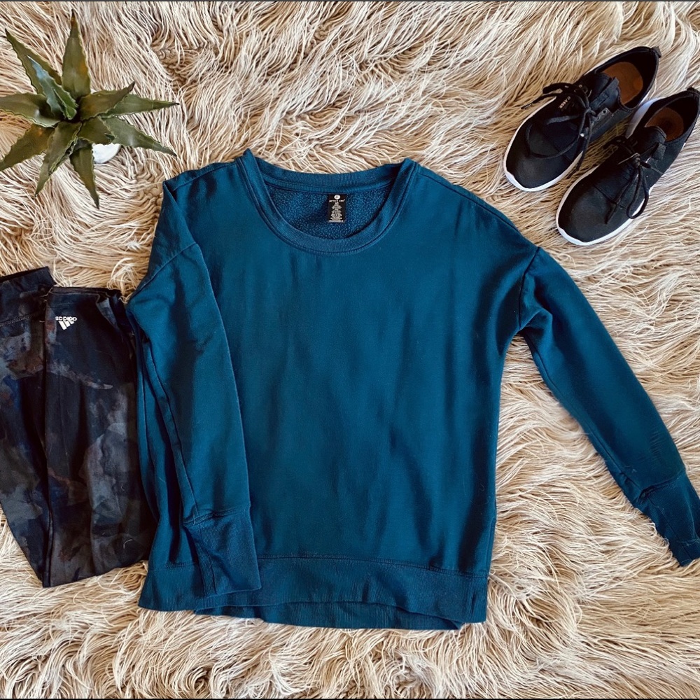 Active life abyss crew neck tunic sweater